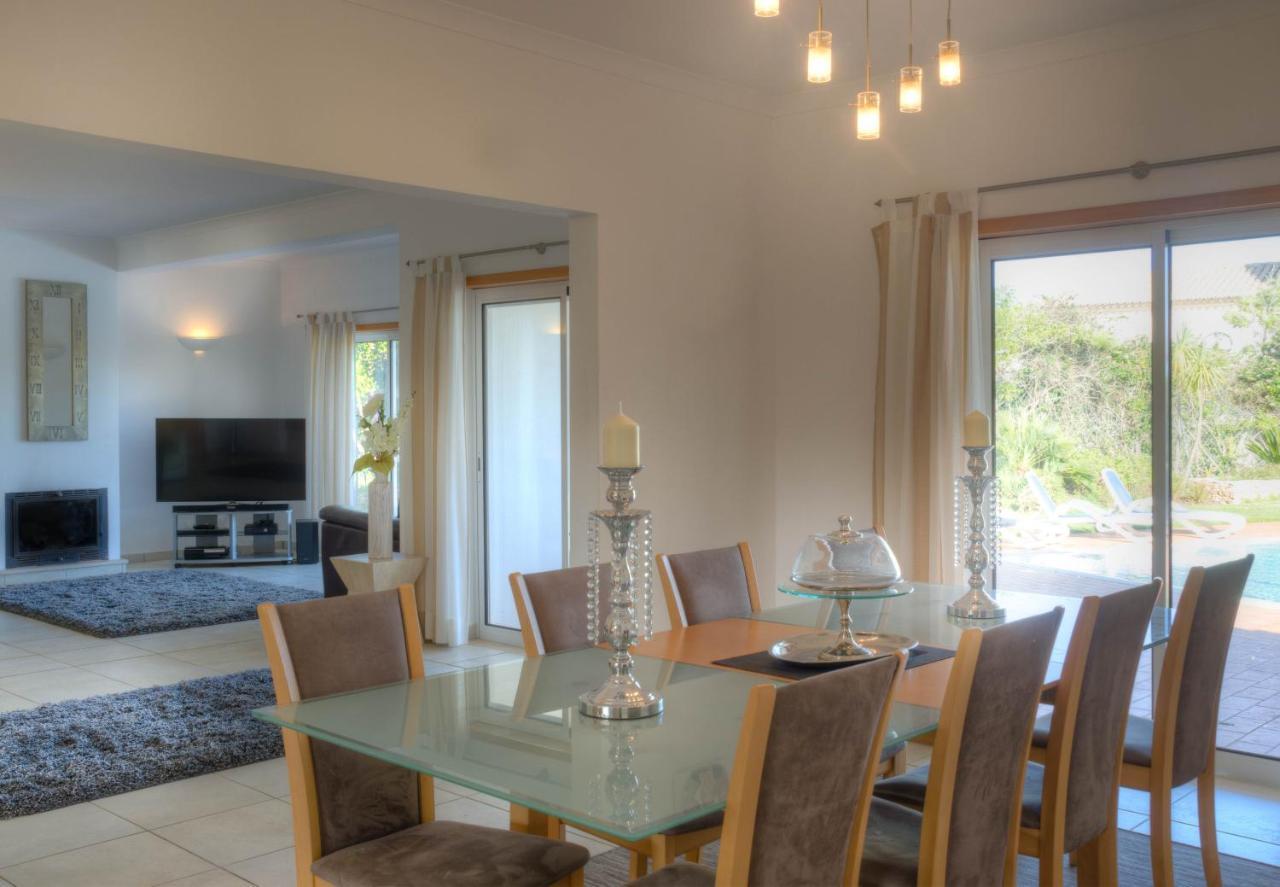 Villa Montanha: Luxury Coastal Retreat with Pool, Near Praia da Luz Exterior photo